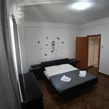 Апартаменты The Moon